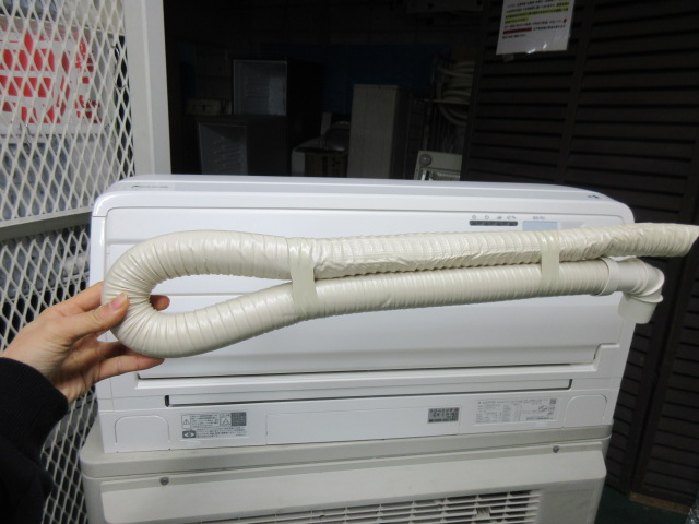 佐賀中古エアコンパナソニック2022年2.2KW 118番