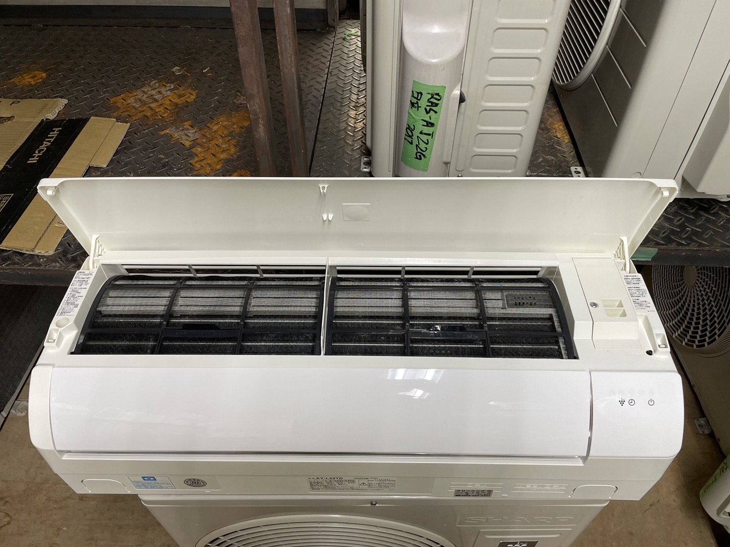 K04306 2019年製 シャープ 中古エアコン 主に6畳用 冷房能力 2.2KW 