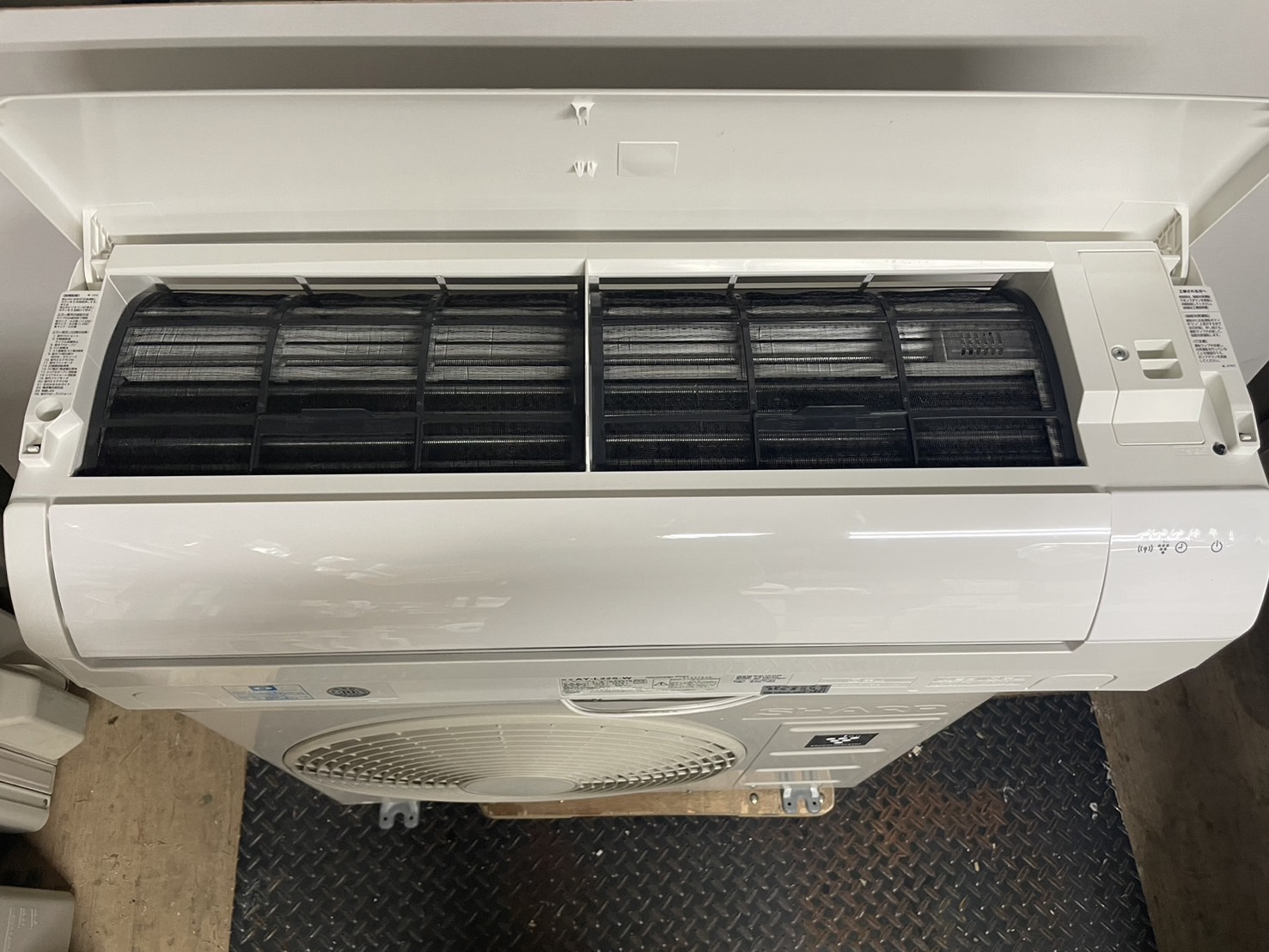 K05520 中古エアコン シャープ 2020年製 主に6畳用 冷房能力 2.2KW /