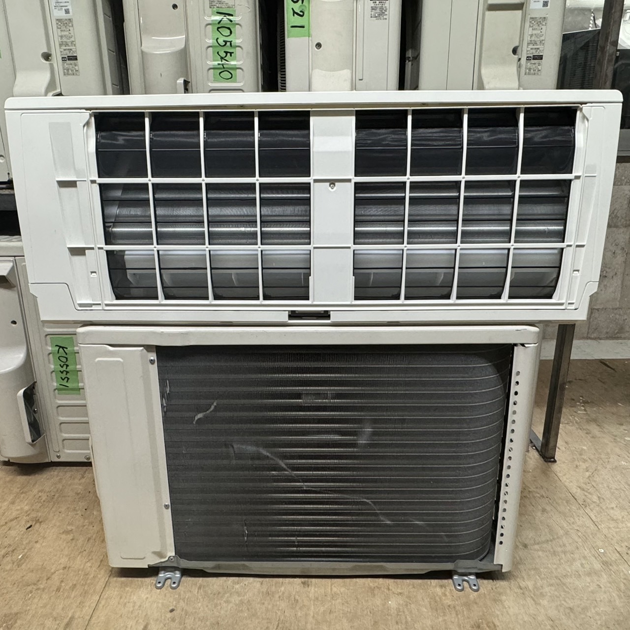 K05676 中古エアコン 三菱 2021年製 主に6畳用 冷房能力 2.2KW / 暖房 