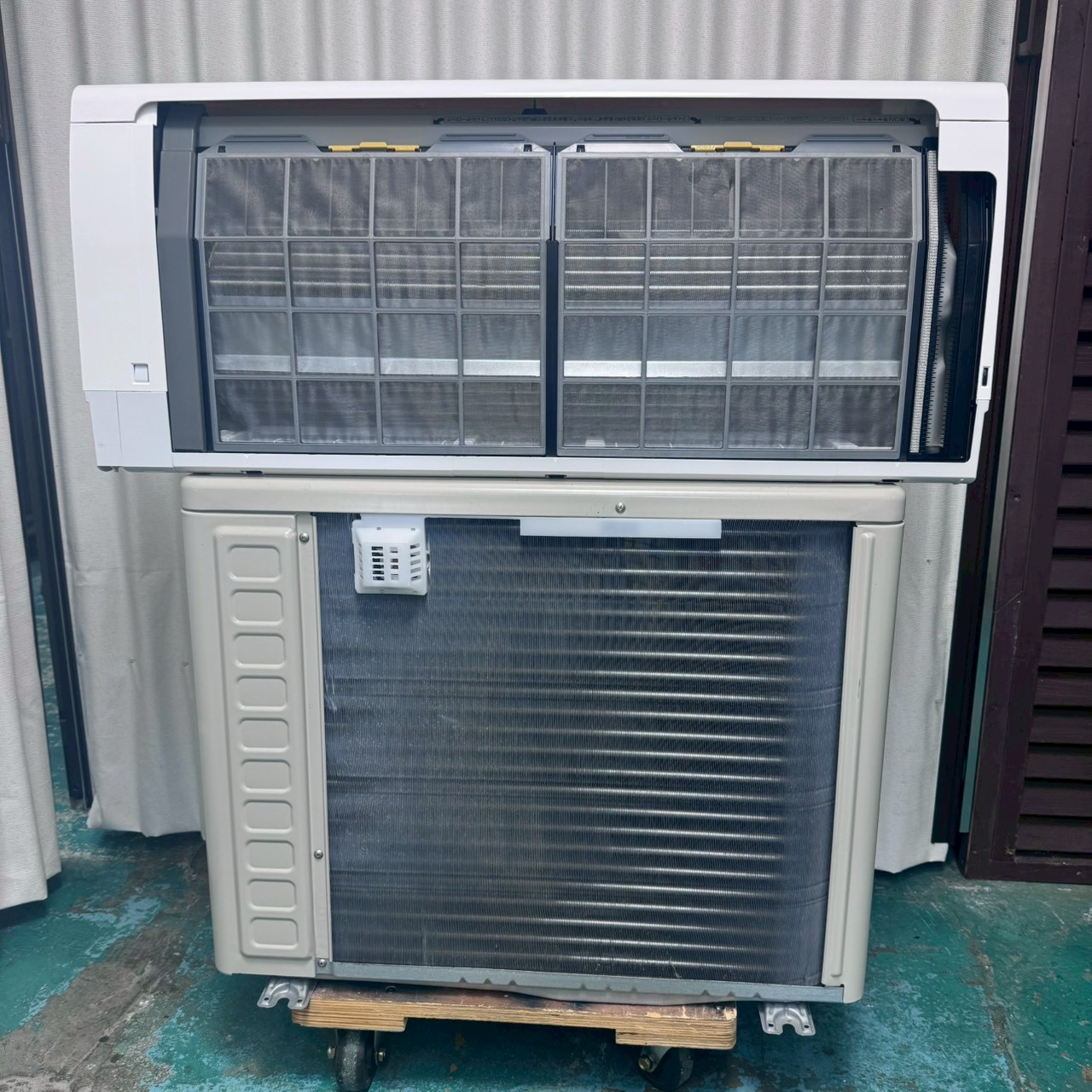 佐賀中古エアコン日立2019年2.8KW税込取付込145番 佐賀激安中古 